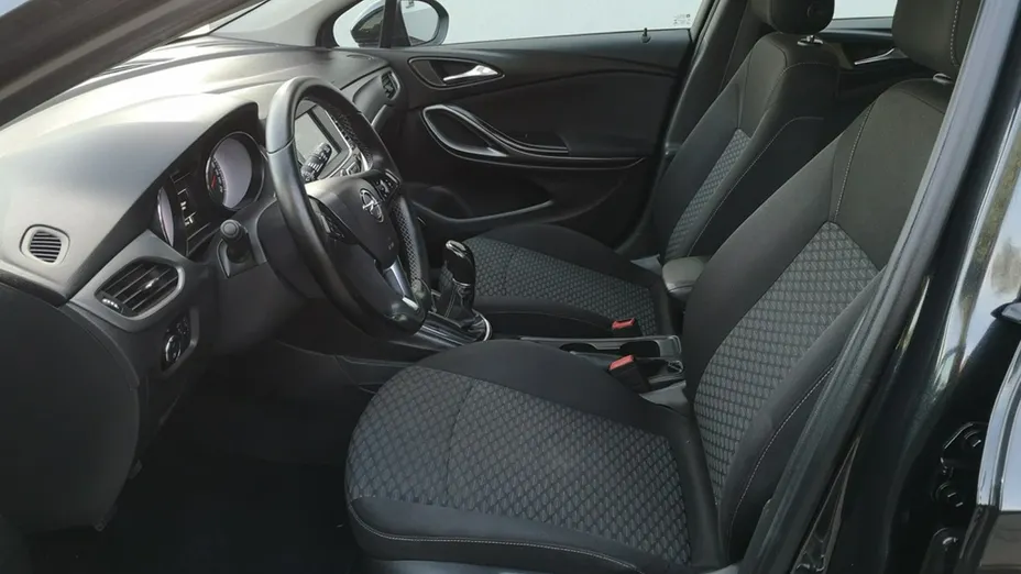 OPEL Astra -