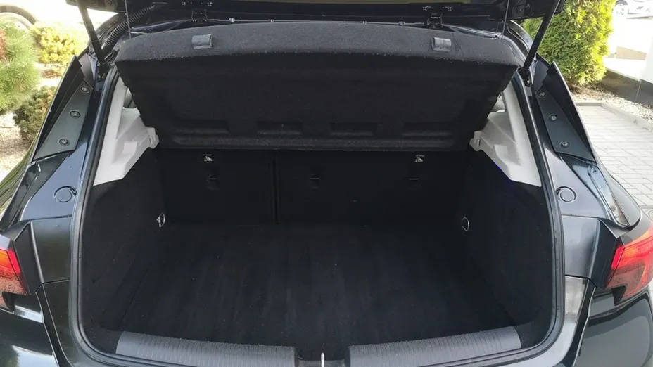 OPEL Astra -