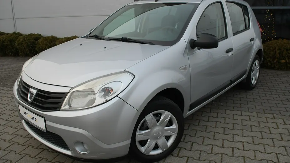 DACIA Sandero -