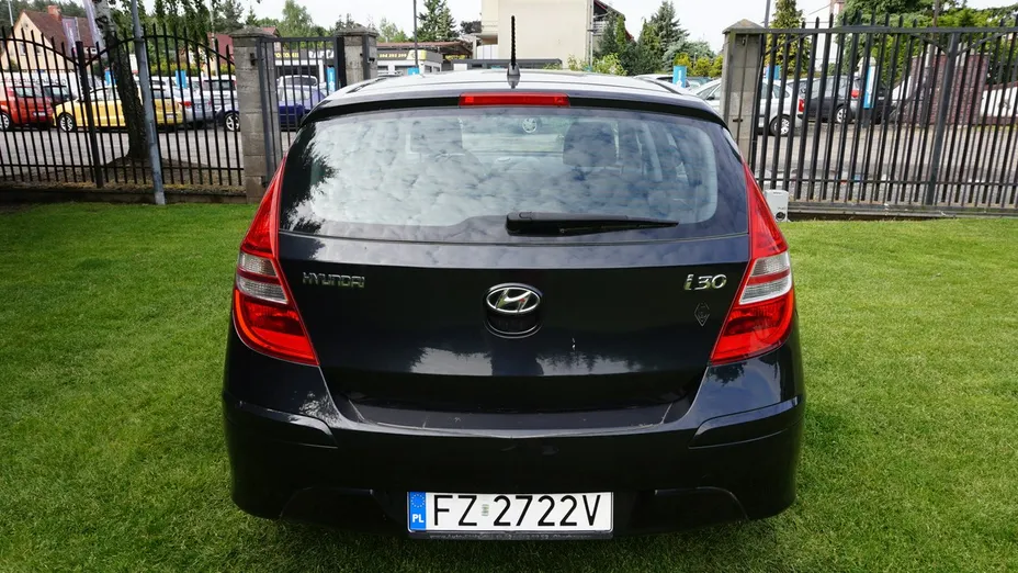 HYUNDAI i30 -