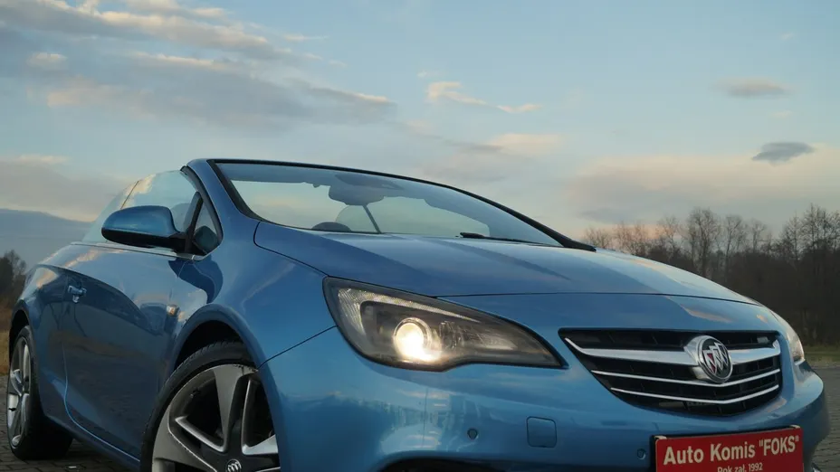 OPEL Cascada -