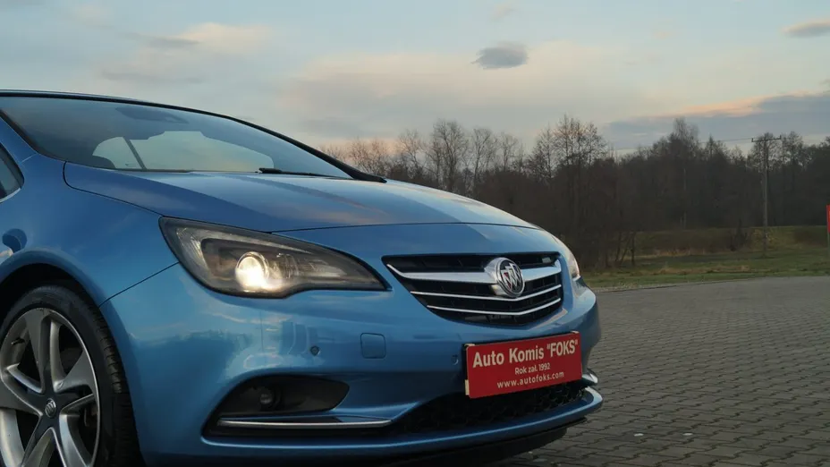 OPEL Cascada -