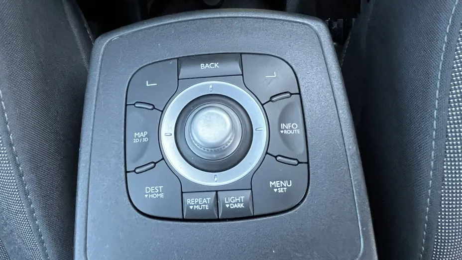 RENAULT Scenic -