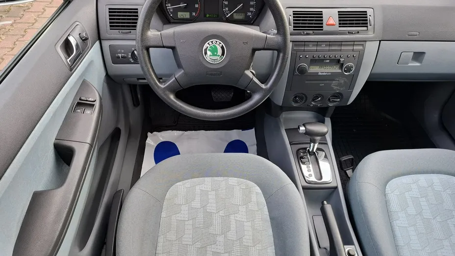 SKODA Fabia -