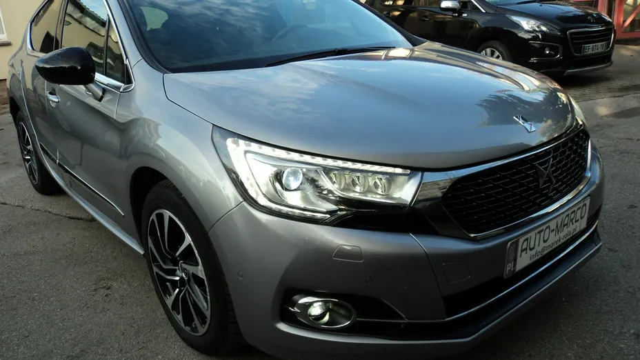 CITROEN DS4 -