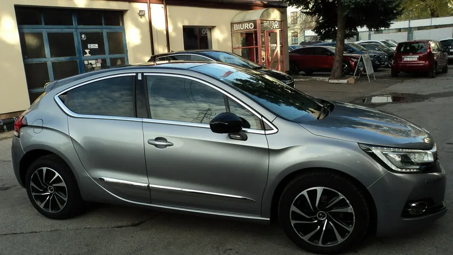 CITROEN DS4 -