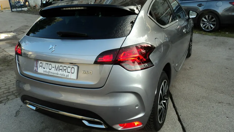 CITROEN DS4 -