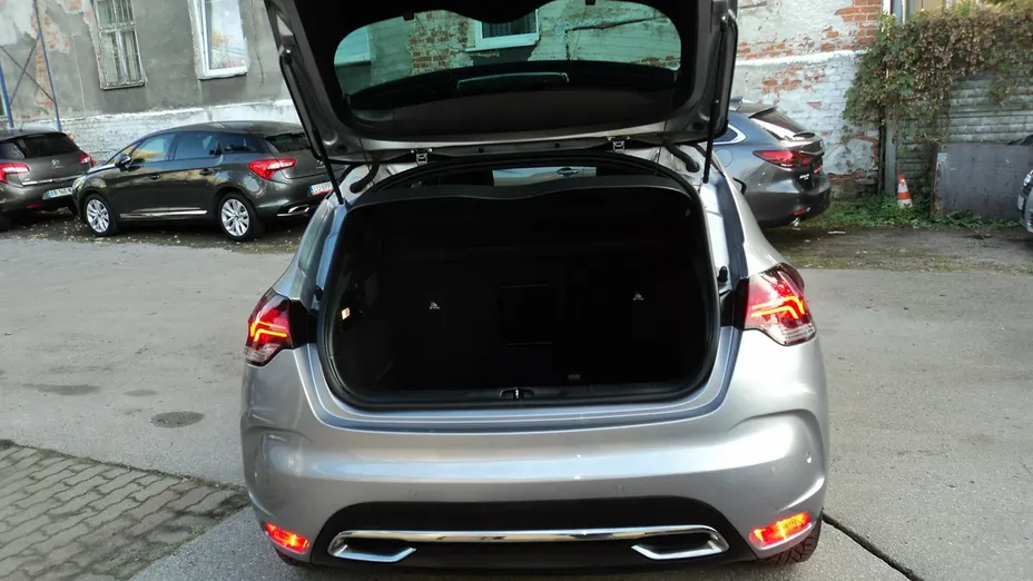 CITROEN DS4 -