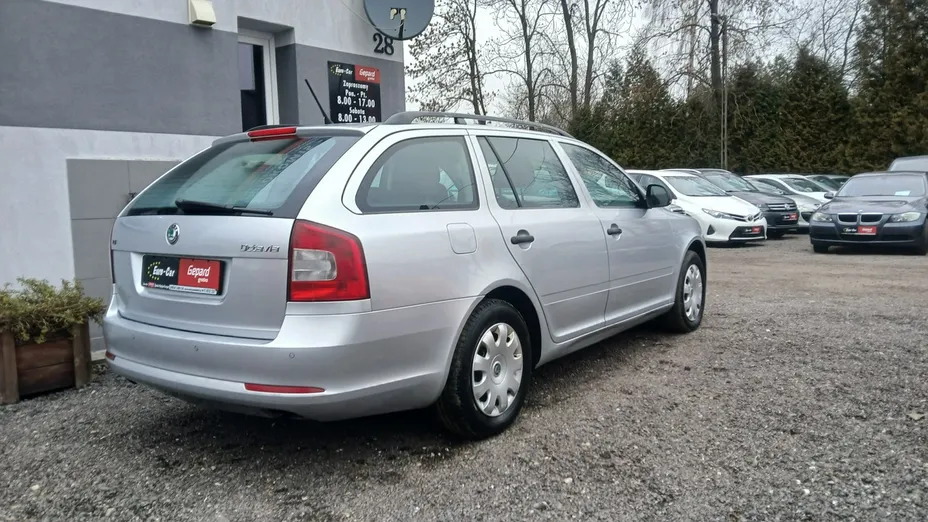 SKODA Octavia -