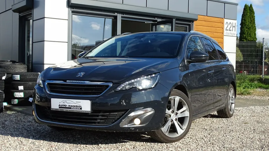 PEUGEOT 308 -