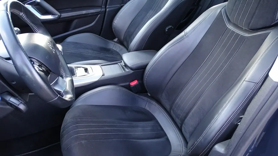 PEUGEOT 308 -