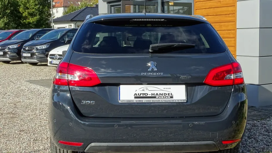 PEUGEOT 308 -