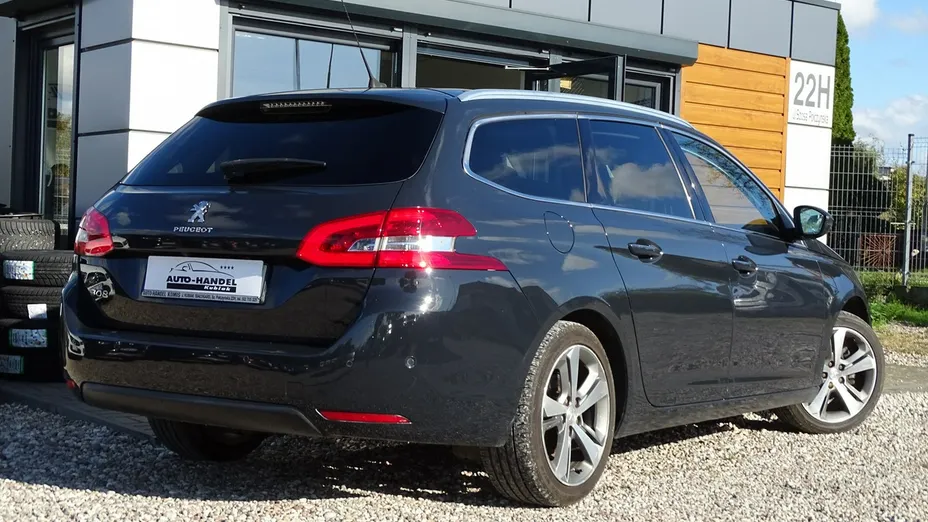 PEUGEOT 308 -