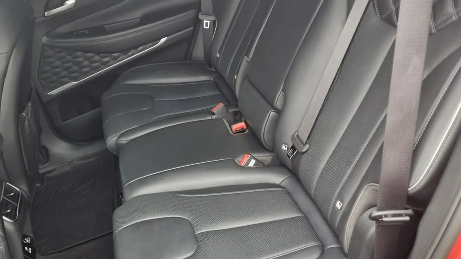 HYUNDAI Santa Fe -