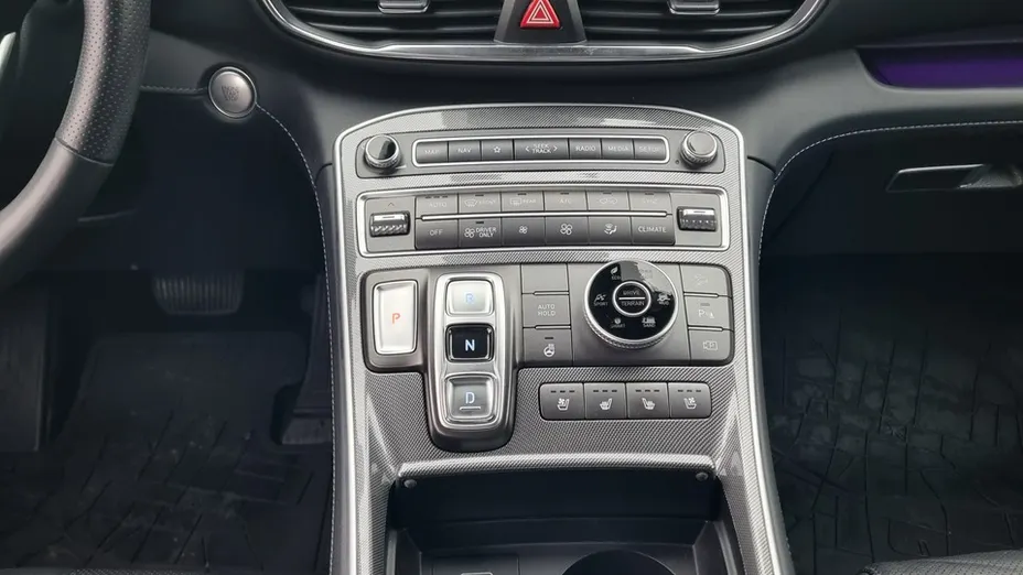 HYUNDAI Santa Fe -