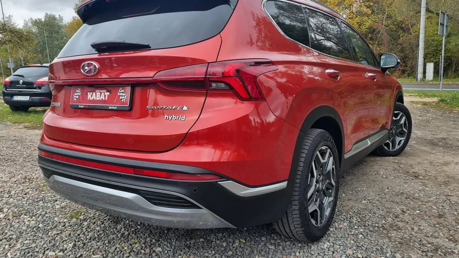 HYUNDAI Santa Fe -