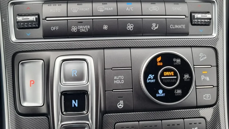 HYUNDAI Santa Fe -