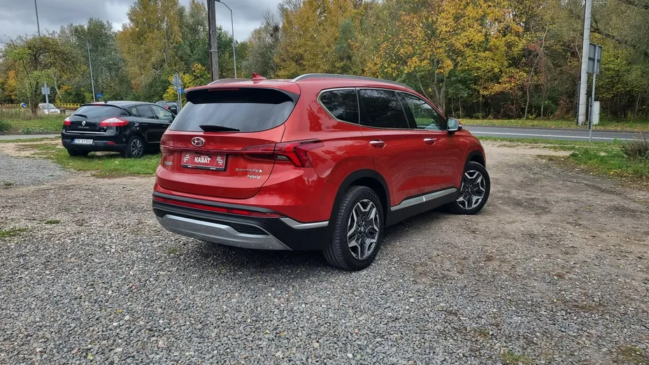 HYUNDAI Santa Fe -