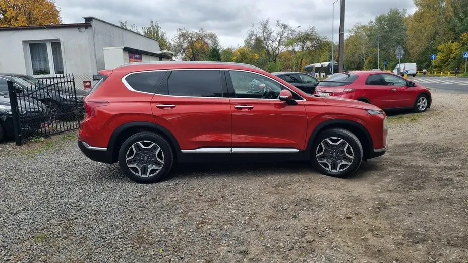 HYUNDAI Santa Fe -