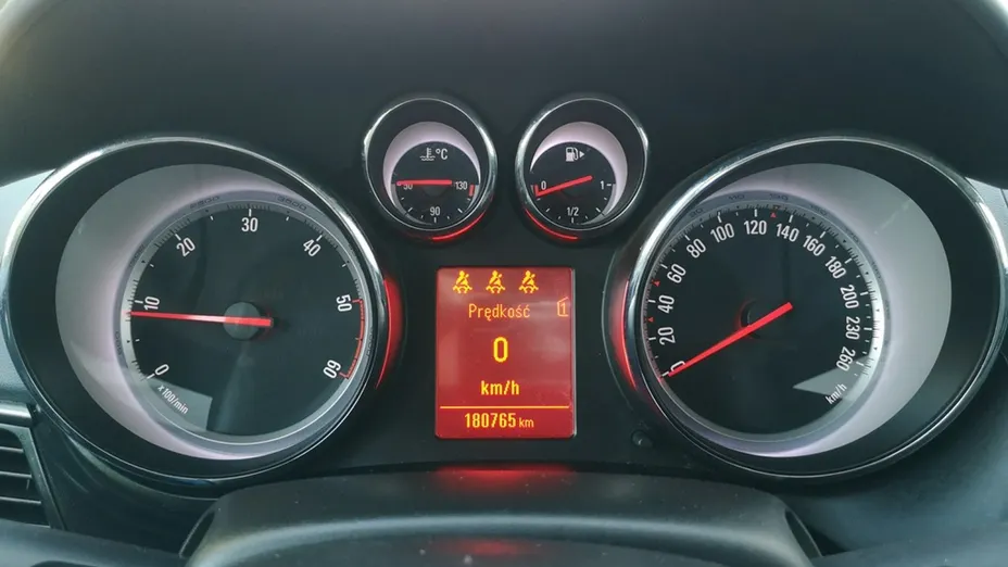 OPEL Zafira -