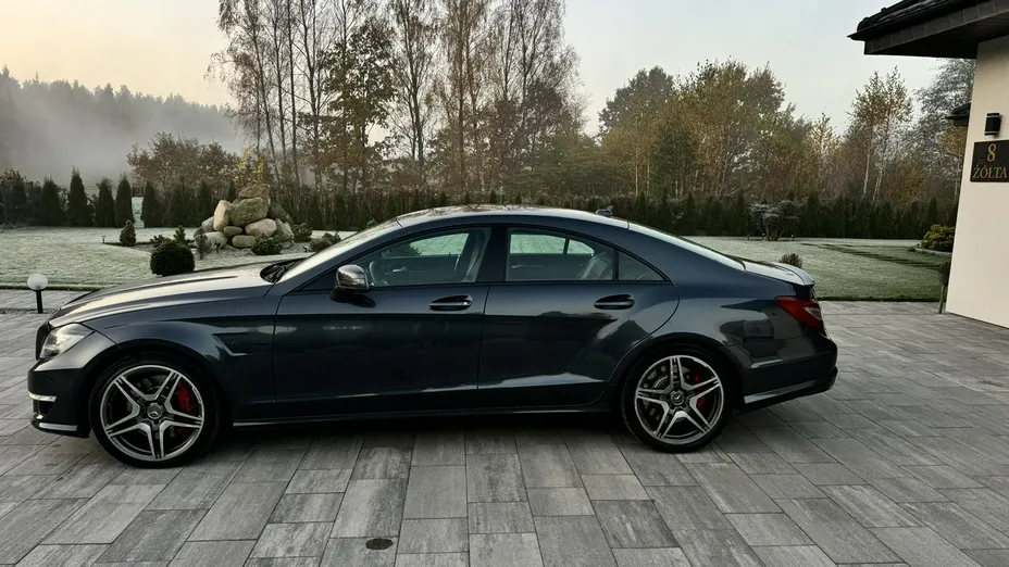 MERCEDES-BENZ CLS -