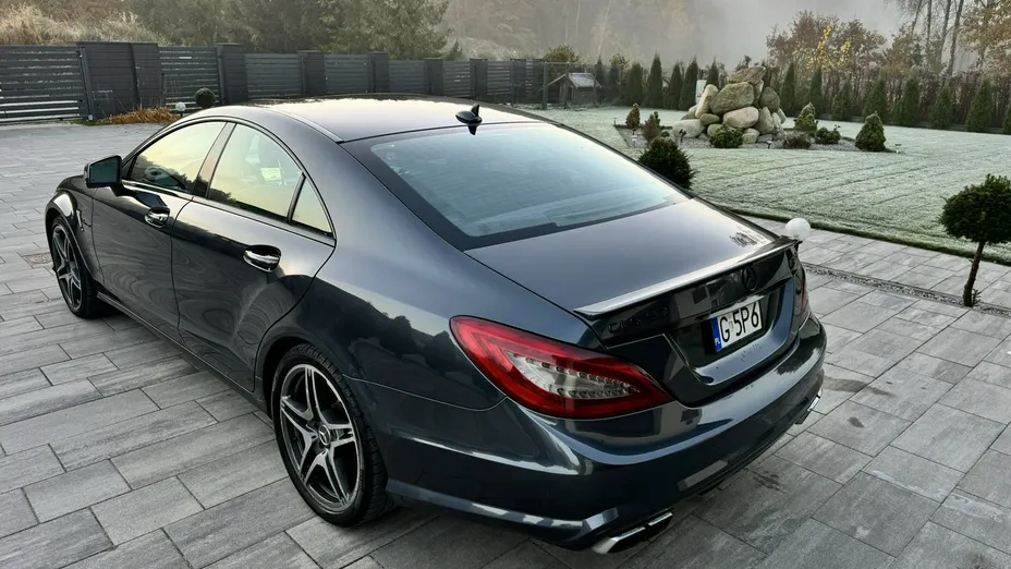 MERCEDES-BENZ CLS -