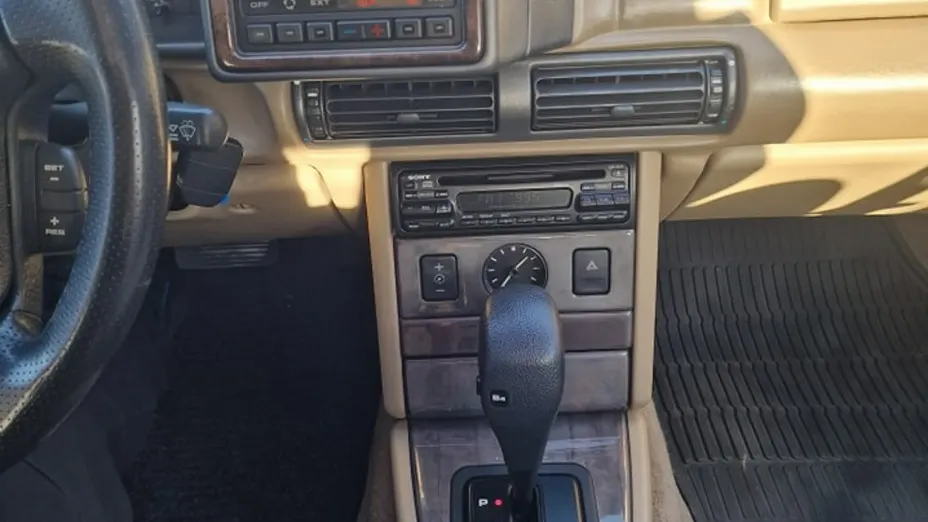 ROVER 827 -