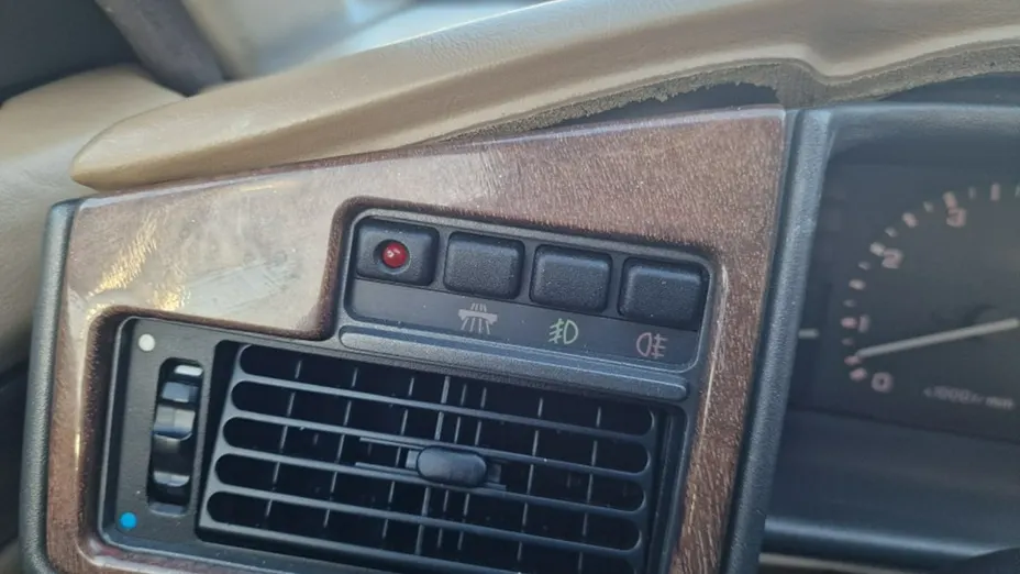 ROVER 827 -