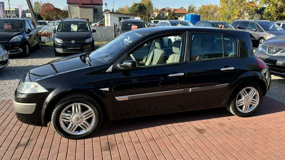 RENAULT Megane -