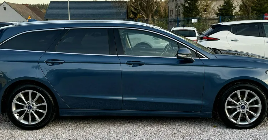 FORD Mondeo -