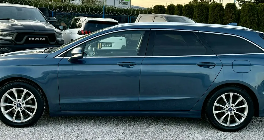 FORD Mondeo -