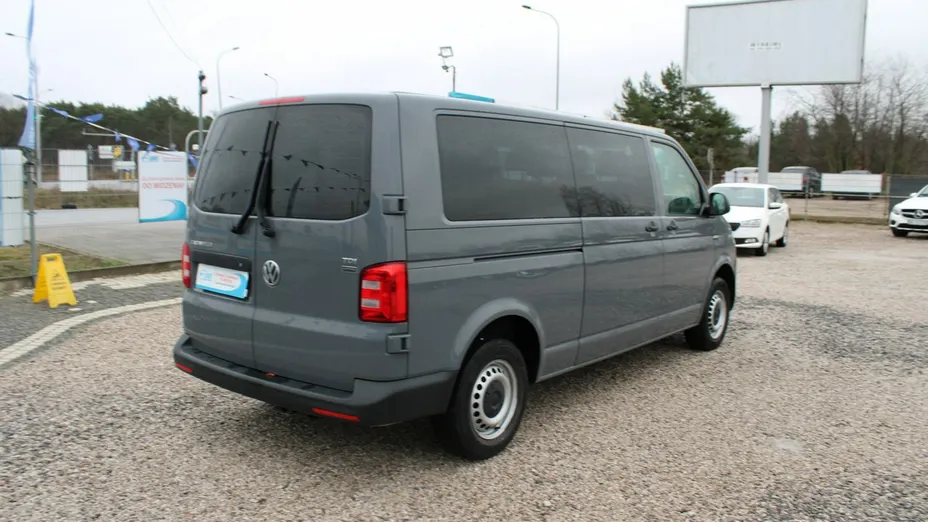 VOLKSWAGEN Caravelle -