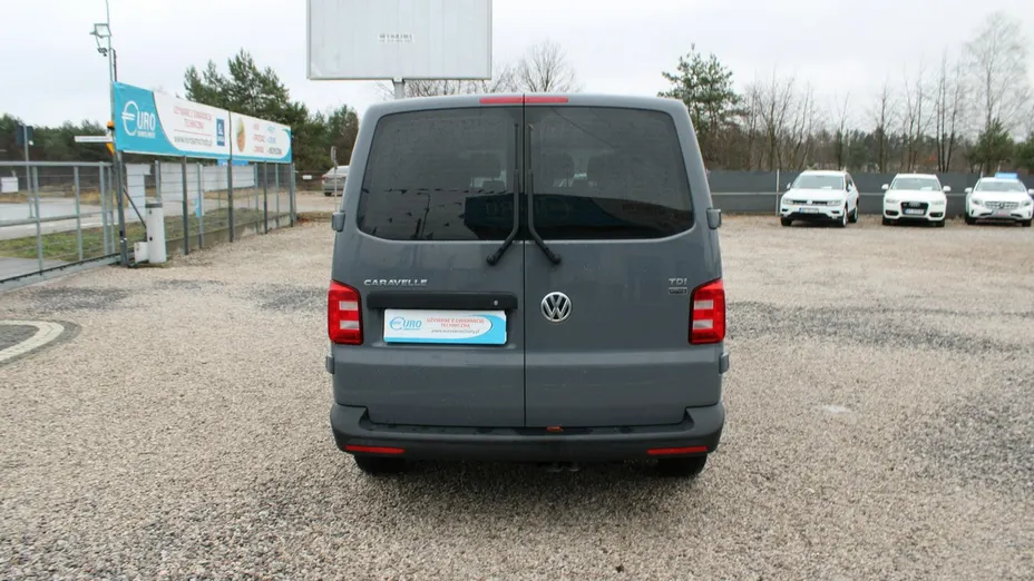 VOLKSWAGEN Caravelle -