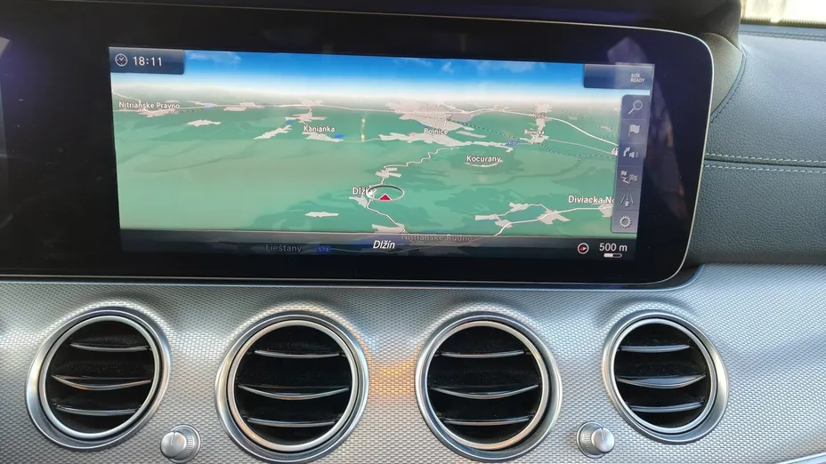 MERCEDES-BENZ E Klasa -