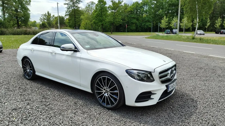 MERCEDES-BENZ E Klasa -