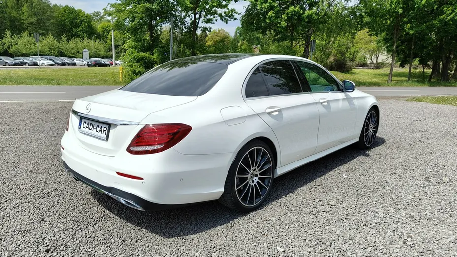 MERCEDES-BENZ E Klasa -