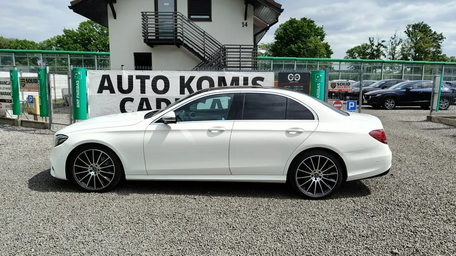 MERCEDES-BENZ E Klasa -