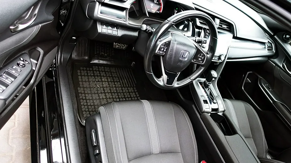 HONDA Civic -