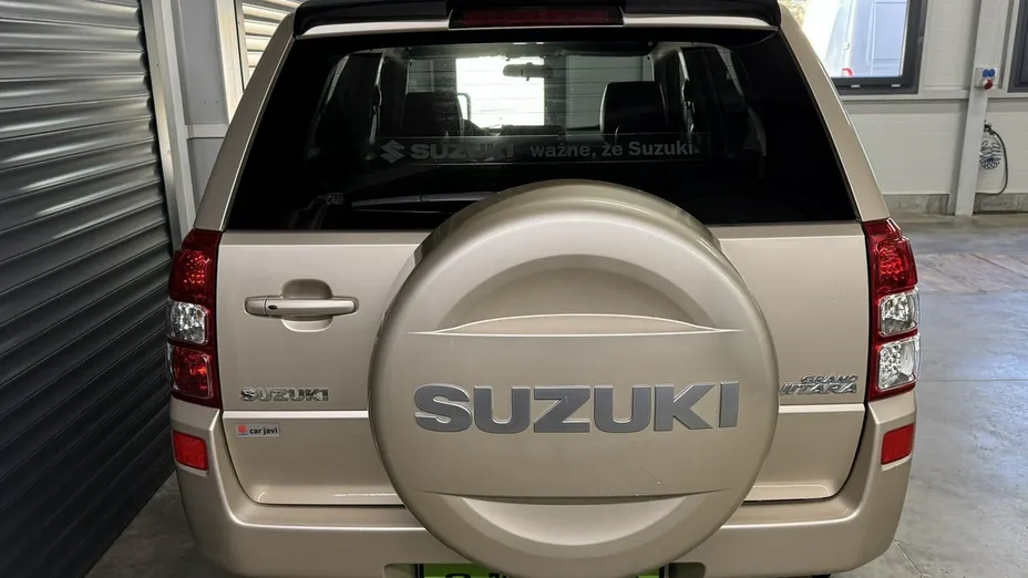 SUZUKI Grand Vitara -