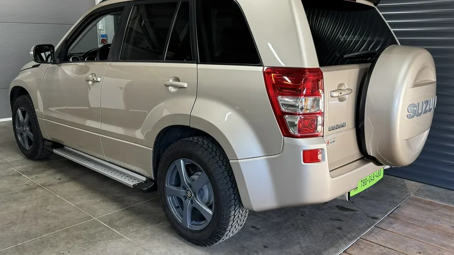 SUZUKI Grand Vitara -