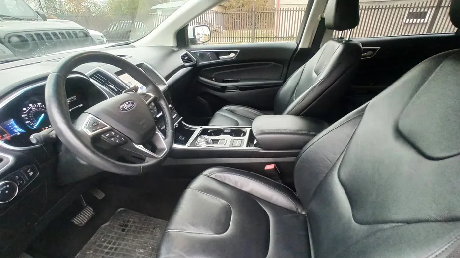 FORD Edge -