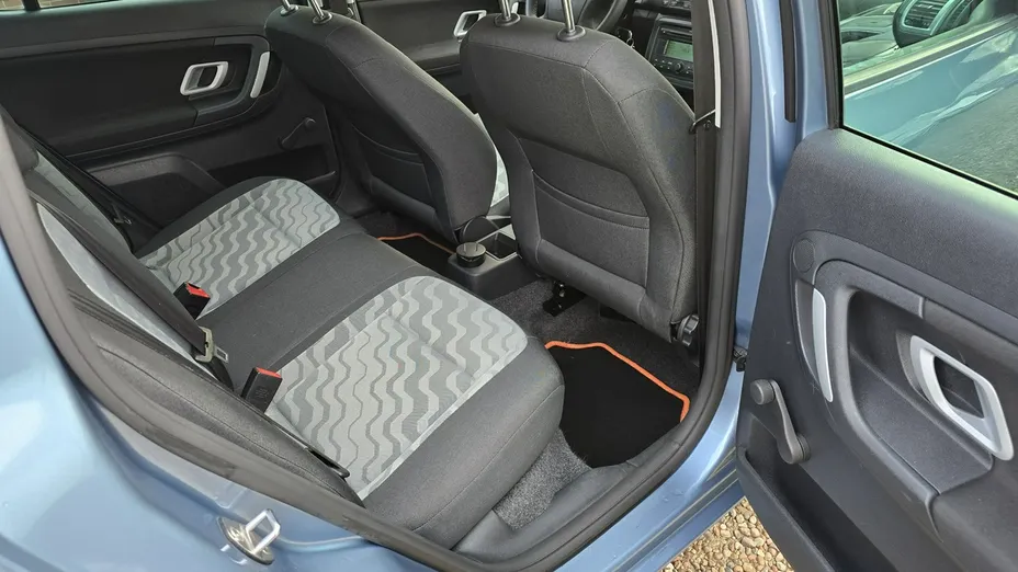 SKODA Fabia -