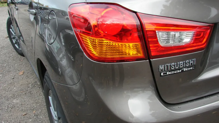 MITSUBISHI ASX -