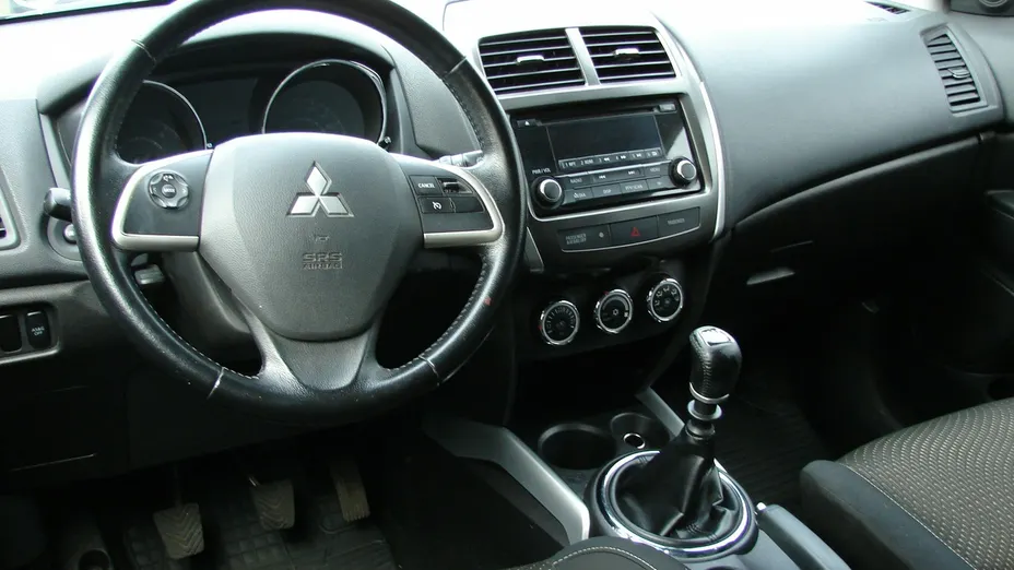 MITSUBISHI ASX -