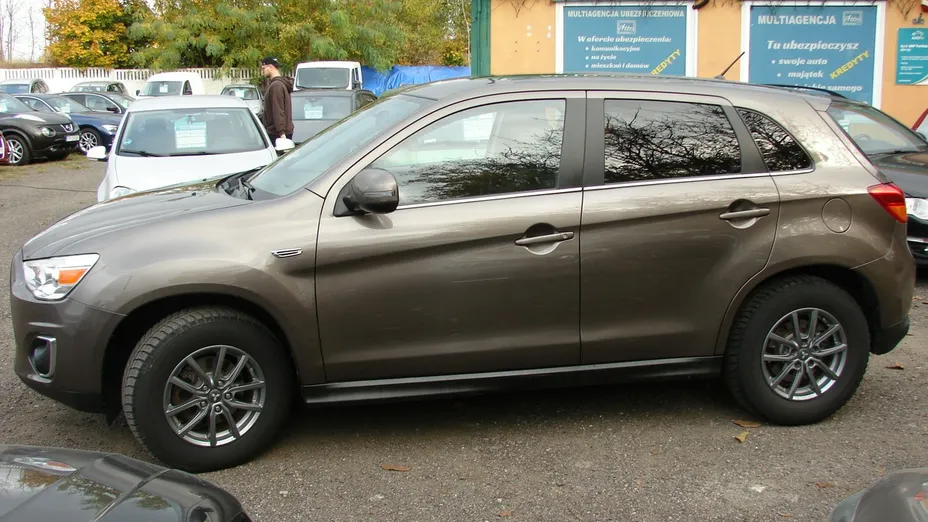 MITSUBISHI ASX -