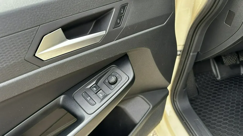 VOLKSWAGEN Caddy -
