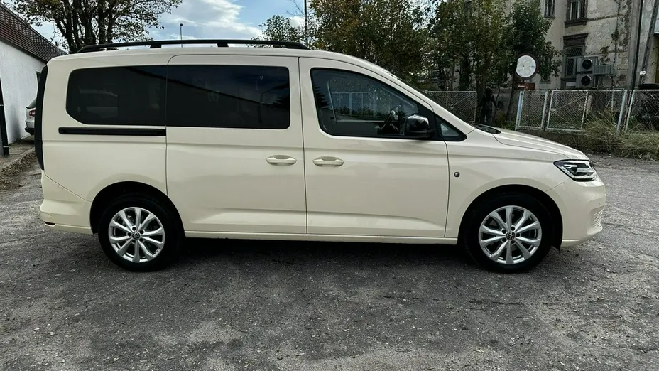 VOLKSWAGEN Caddy -