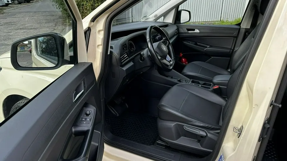 VOLKSWAGEN Caddy -