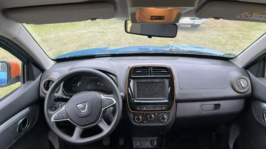 DACIA Spring -