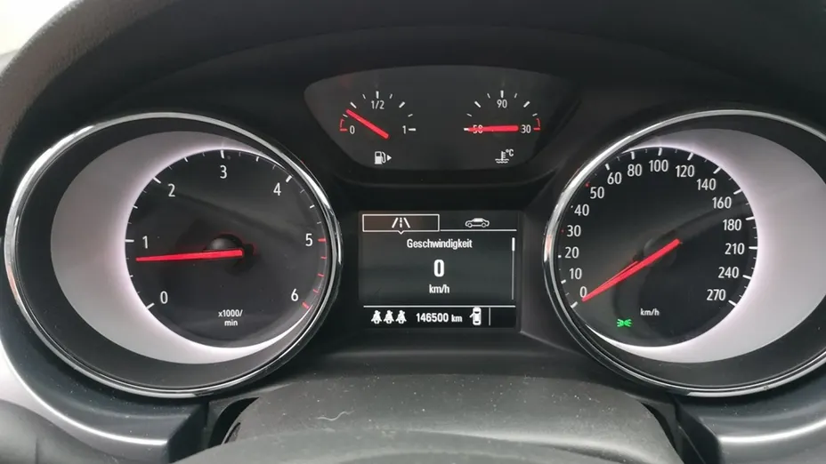 OPEL Astra -